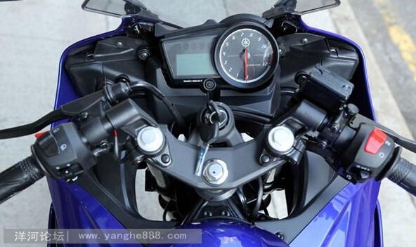 YZF-R15 3.jpg